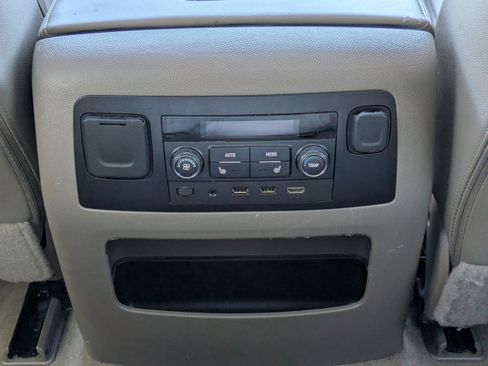 Used 2018 GMC Yukon SLT w/ Open Road Package image 15