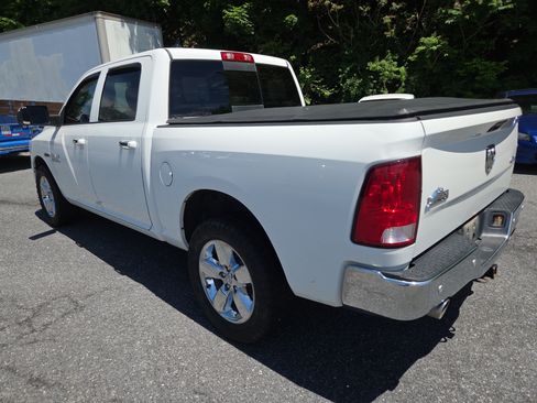 Used 2016 RAM 1500 Big Horn AWD/4WD image 5