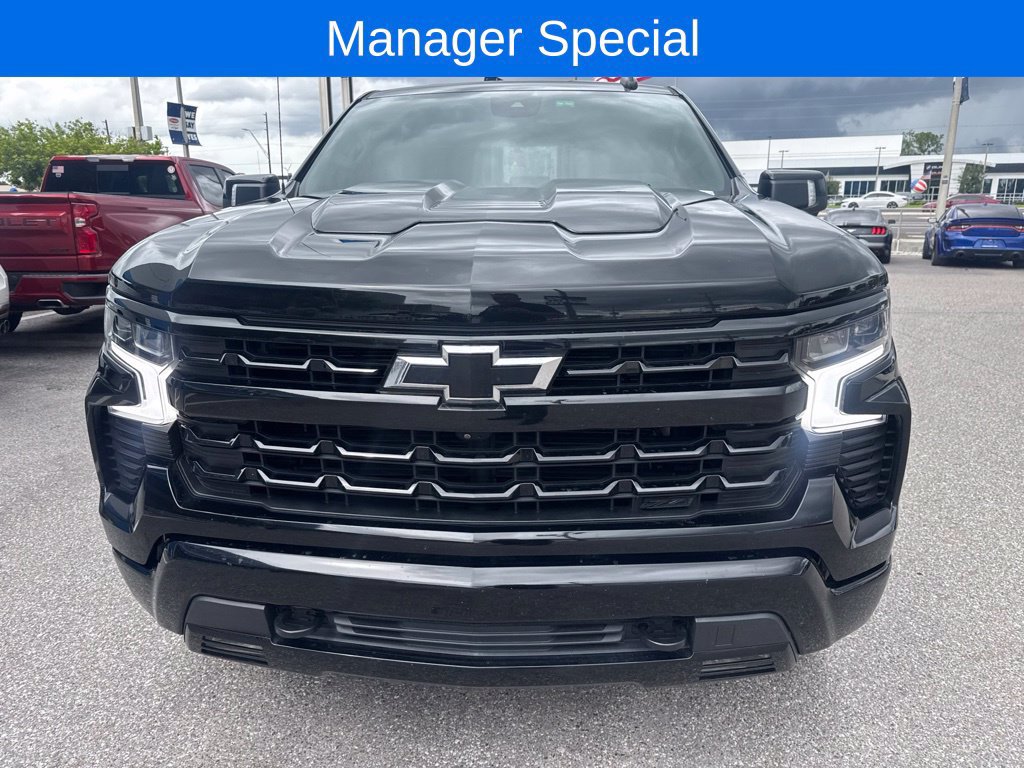 Used 2022 Chevrolet Silverado 1500 LT Trail Boss w/ LT Trail Boss Premium Package AWD/4WD image 2