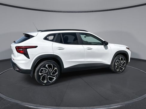 New 2026 Chevrolet Trax RS FWD image 8