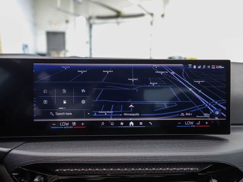 New 2026 BMW 330i xDrive Sedan w/ M Sport Package AWD/4WD image 16