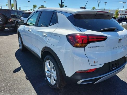 New 2026 Buick Encore GX Preferred w/ Comfort Package image 5