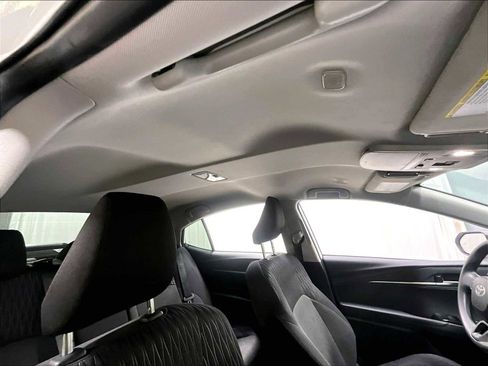 Used 2025 Toyota Camry LE image 27