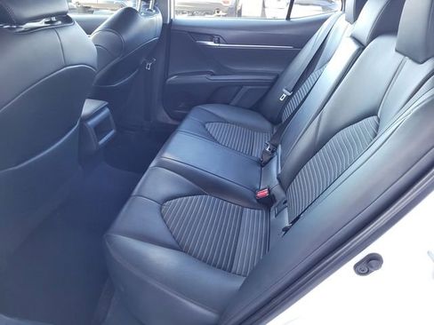 Used 2024 Toyota Camry SE FWD image 18
