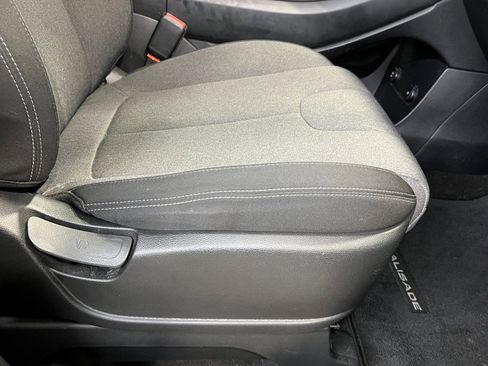 Used 2022 Hyundai Palisade SEL image 11