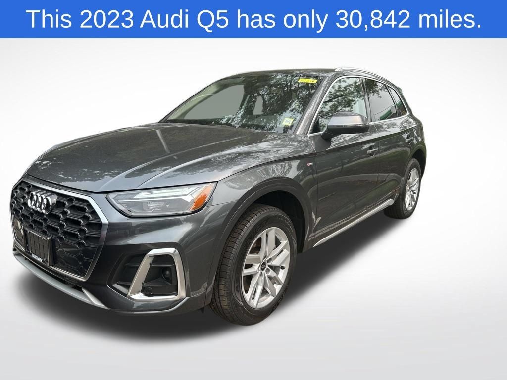 Used 2023 Audi Q5 2.0T Premium w/ Convenience Package AWD/4WD image 1