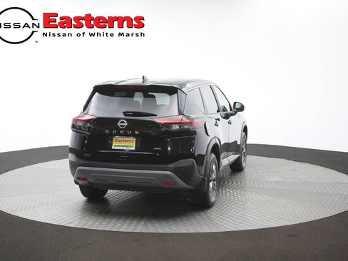 Used 2023 Nissan Rogue S AWD/4WD image 36