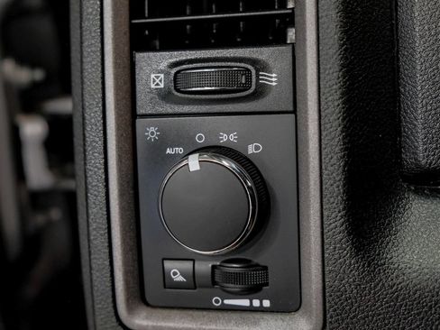 Used 2021 RAM 1500 Tradesman w/ Chrome Plus Package RWD image 26