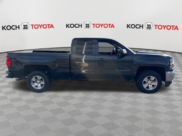 Used 2018 Chevrolet Silverado 1500 LT AWD/4WD image 9