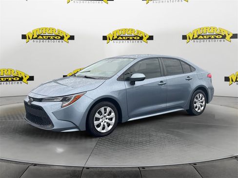 Used 2021 Toyota Corolla LE image 1