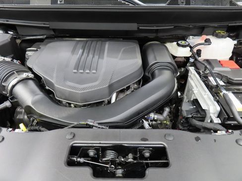 Used 2024 GMC Acadia Denali image 33