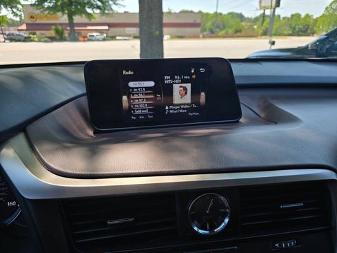 Used 2017 Lexus RX 350 FWD w/ Premium Package image 25