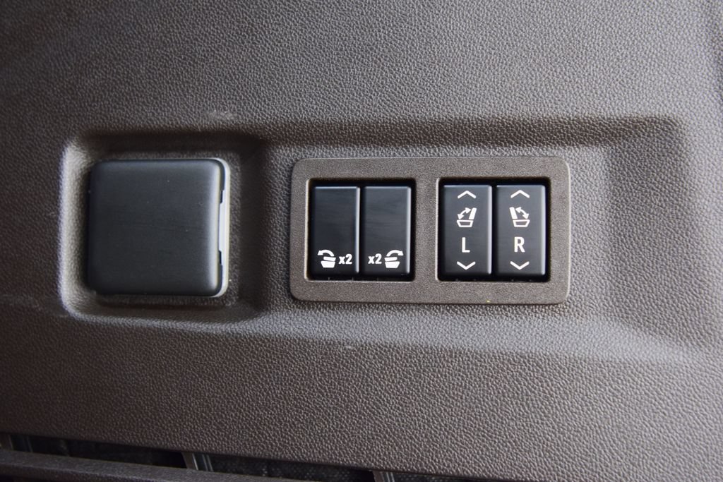 Used 2022 GMC Yukon Denali AWD/4WD image 27