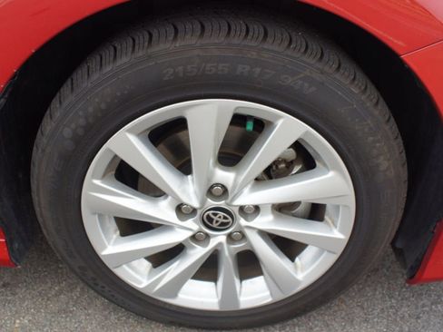 Used 2024 Toyota Camry LE image 23