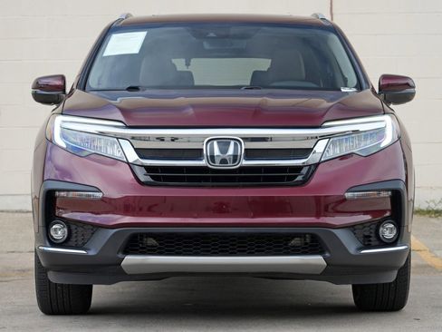 Used 2021 Honda Pilot Touring image 6