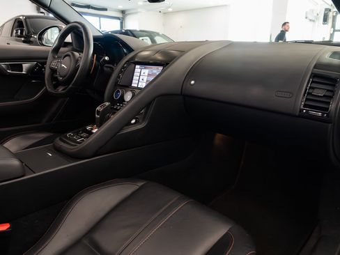 Used 2014 Jaguar F-TYPE S image 21