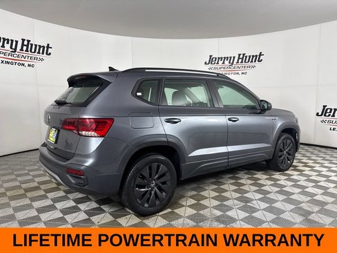 Used 2024 Volkswagen Taos S FWD image 5