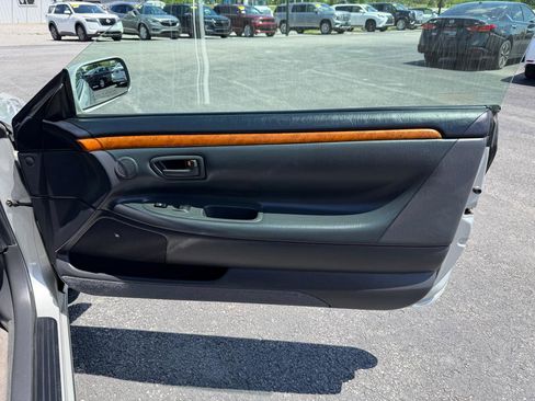 Used 2002 Toyota Solara SLE FWD image 16