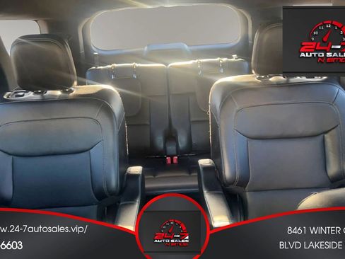 Used 2020 Ford Explorer Limited image 36