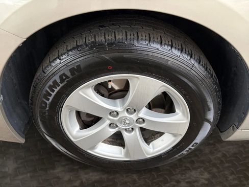 Used 2017 Toyota Sienna L FWD image 34