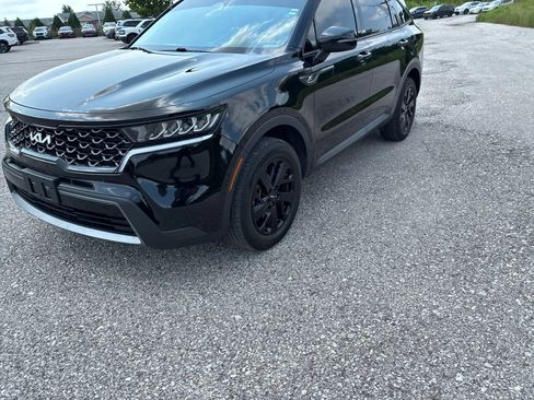Used 2022 Kia Sorento S AWD/4WD image 6