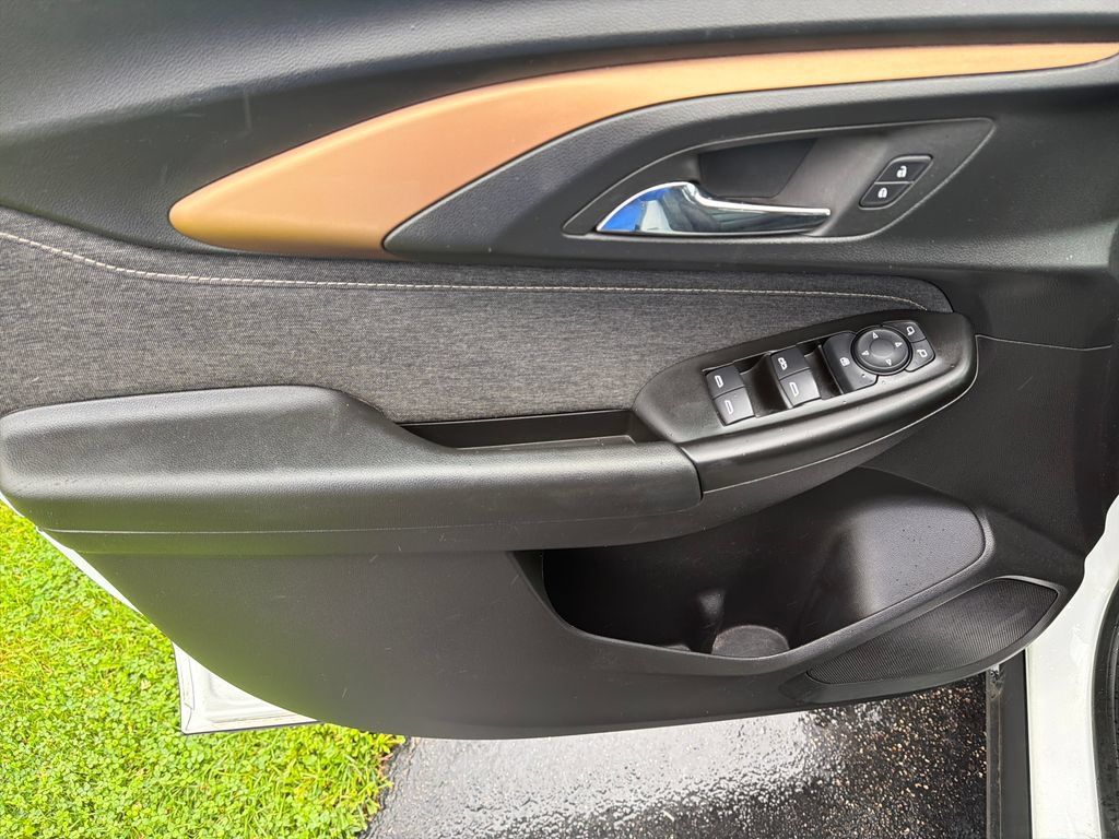 Certified 2023 Chevrolet TrailBlazer ACTIV FWD image 29