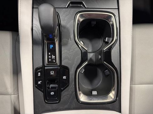 Used 2023 Lexus RX 350h w/ Accessory Package (Z1) AWD/4WD image 22