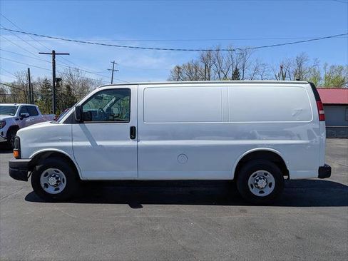 Used 2013 Chevrolet Express 2500 w/ Power Package RWD image 2
