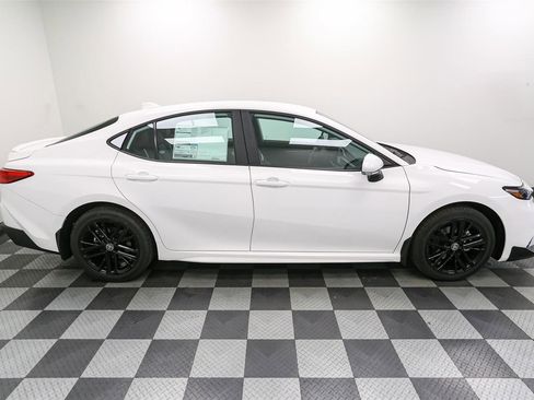 New 2026 Toyota Camry SE AWD/4WD image 7