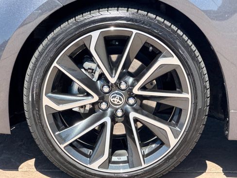 Certified 2022 Toyota Corolla XSE FWD image 33
