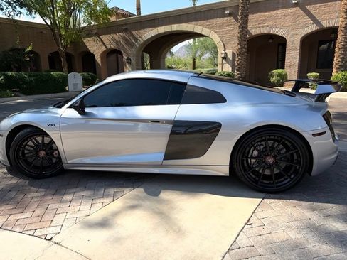 Used 2017 Audi R8 V10 plus AWD/4WD image 8