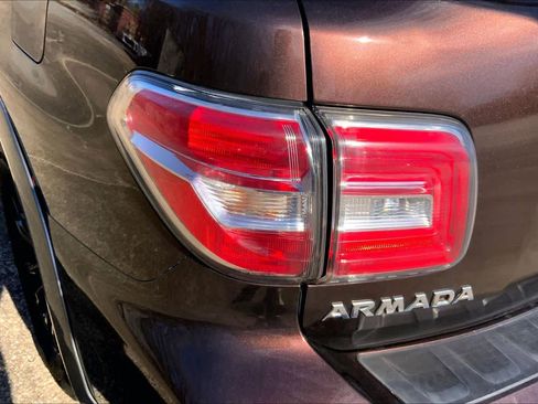 Used 2017 Nissan Armada Platinum image 27