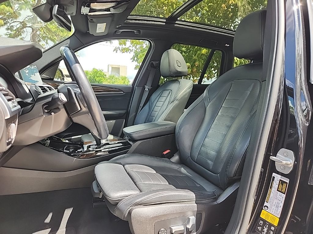 Used 2020 BMW X3 xDrive30i w/ Premium Package AWD/4WD image 2