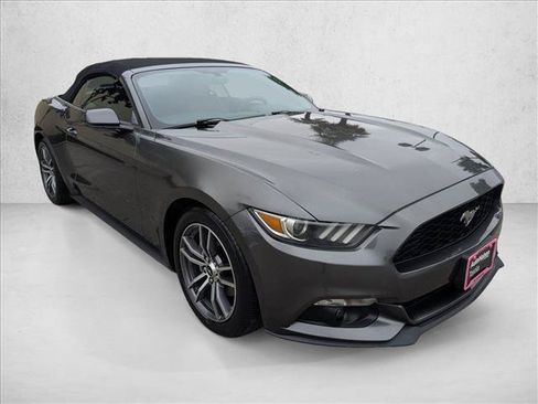 Used 2017 Ford Mustang Premium RWD image 3