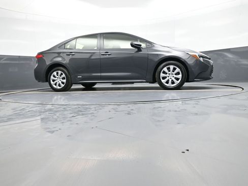 Certified 2024 Toyota Corolla LE image 27