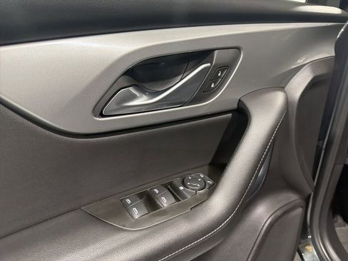 Used 2020 Chevrolet Blazer LT image 25