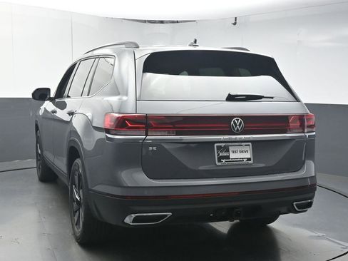 New 2026 Volkswagen Atlas SE FWD image 6