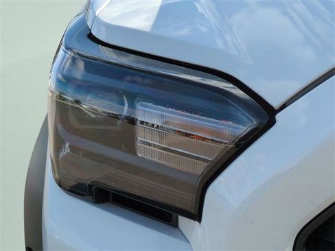 Used 2025 Toyota 4Runner TRD Off-Road Premium image 10