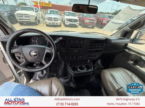 Used 2017 Chevrolet Express 2500 LS RWD image 17