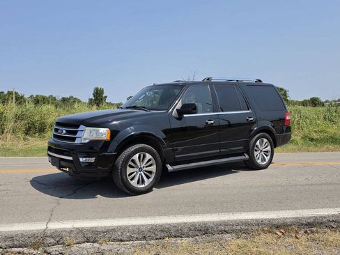 Used 2017 Ford Expedition Limited RWD image 2