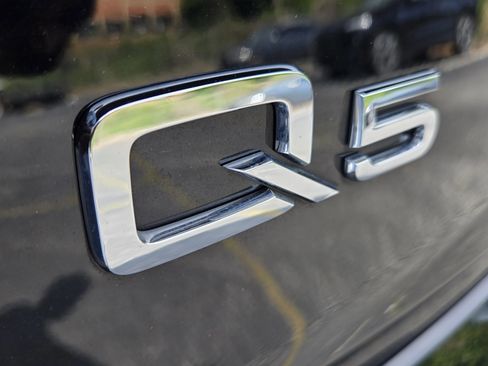 Used 2024 Audi Q5 2.0T Premium AWD/4WD image 35
