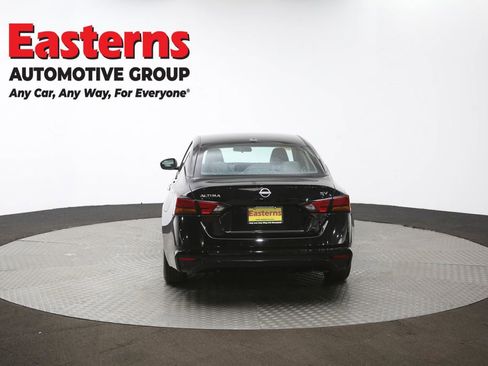 Used 2024 Nissan Altima 2.5 SV image 37