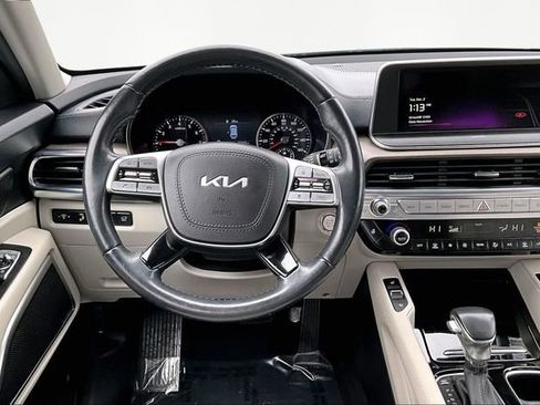 Used 2022 Kia Telluride EX image 8