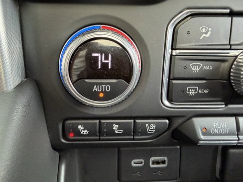 Certified 2023 GMC Yukon SLT w/ SLT Premium Package image 27