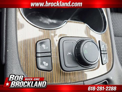 Used 2023 GMC Acadia SLE w/ Driver Convenience Package FWD image 31