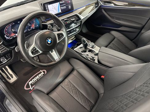 Used 2021 BMW 530i xDrive w/ M Sport Package AWD/4WD image 19