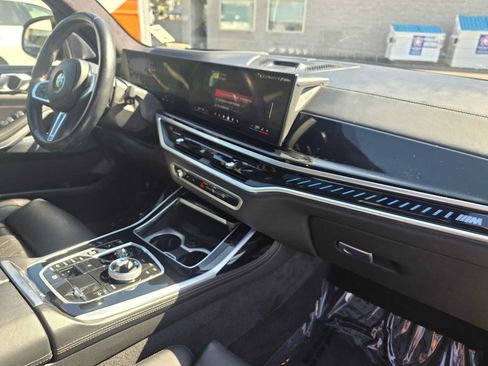 Used 2024 BMW X7 M60i w/ Executive Package AWD/4WD image 11