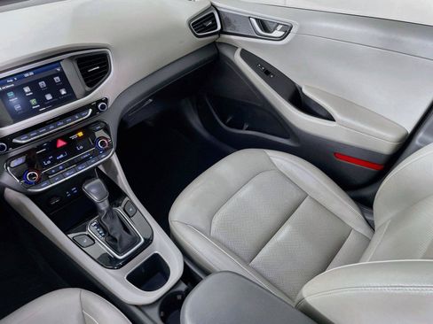 Used 2017 Hyundai Ioniq Limited FWD image 25