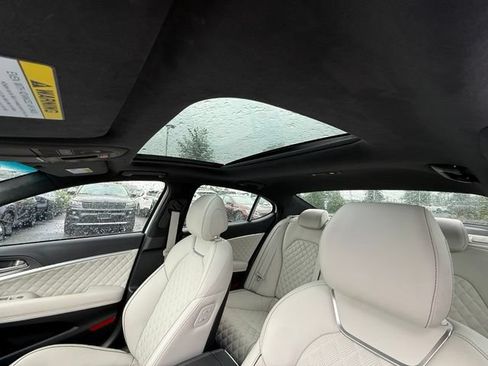 Used 2025 Genesis G70 3.3T Advanced w/ Sport Prestige Package AWD/4WD image 10