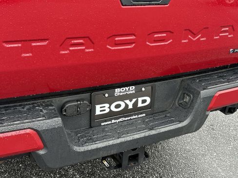 Used 2024 Toyota Tacoma TRD Sport image 31